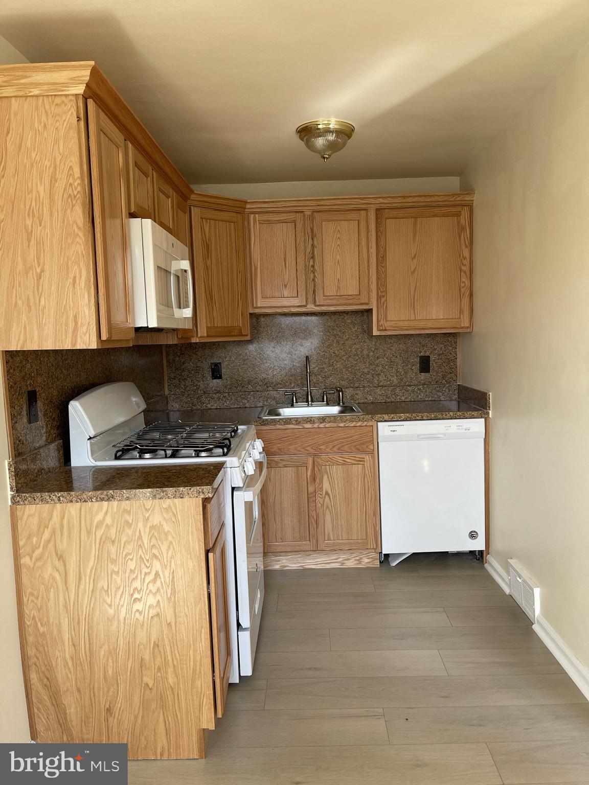 2053 Heather Road Folcroft, PA 19032 - Photo 14 of 32 Gallery Image 14