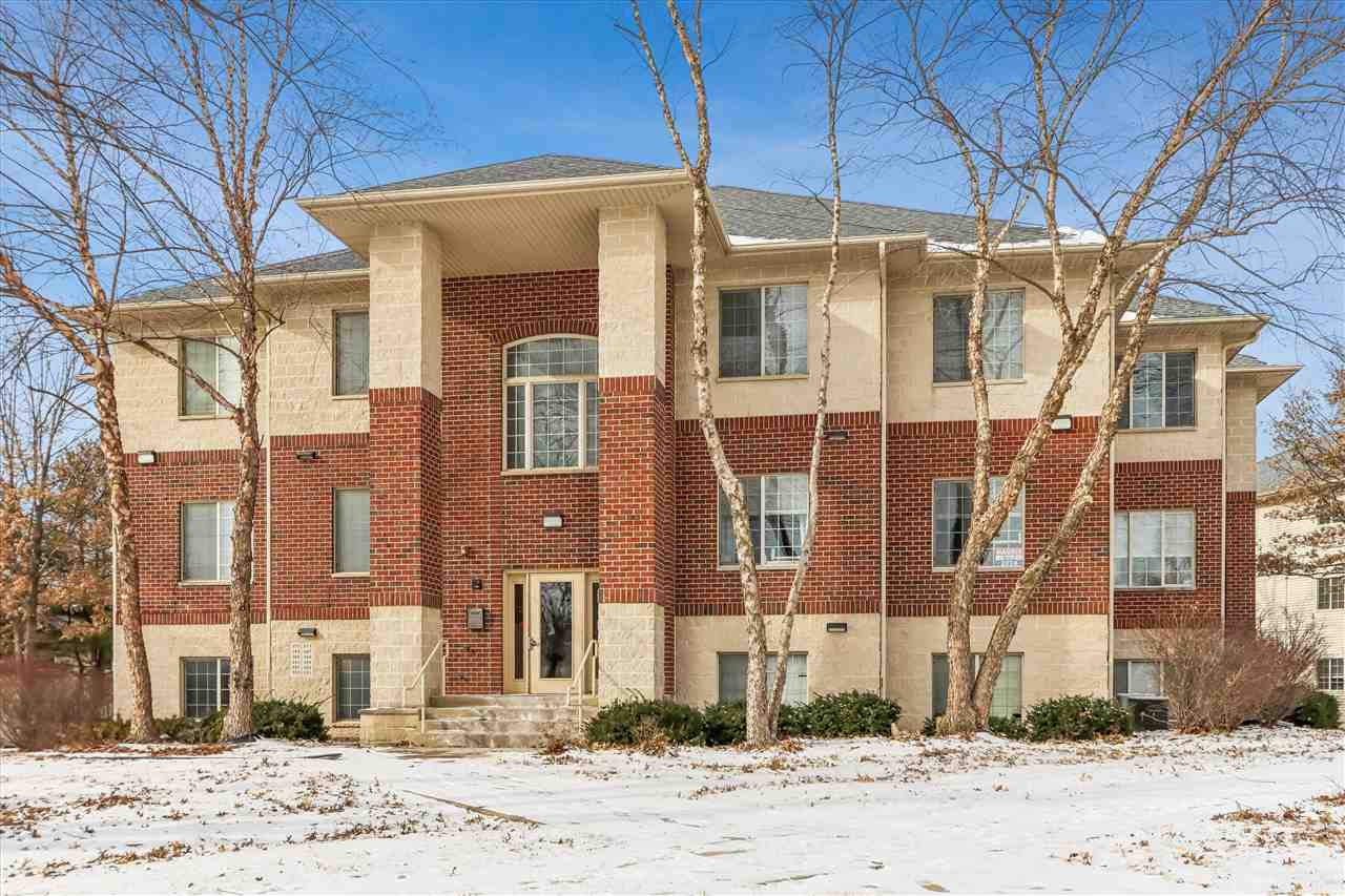 357 Camden Road Iowa City, IA 52245 - Photo 1 of 24 Gallery Image 1