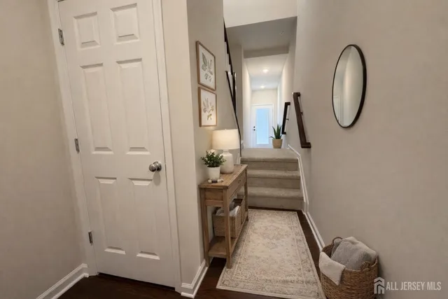 $3,900 | 616 Sadie Circle, New Brunswick, NJ 08901