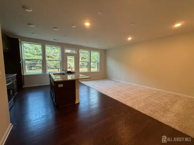 $3,900 | 616 Sadie Circle, New Brunswick, NJ 08901