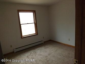 167 Gower Road Albrightsville, PA 18210 - Photo 9 of 13 b3