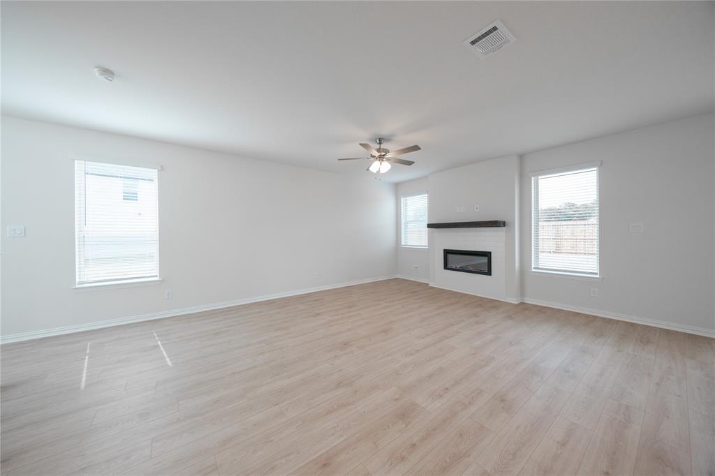 3410 Hillingdon Road Anna, TX 75409 - Photo 10 of 30 Great Room