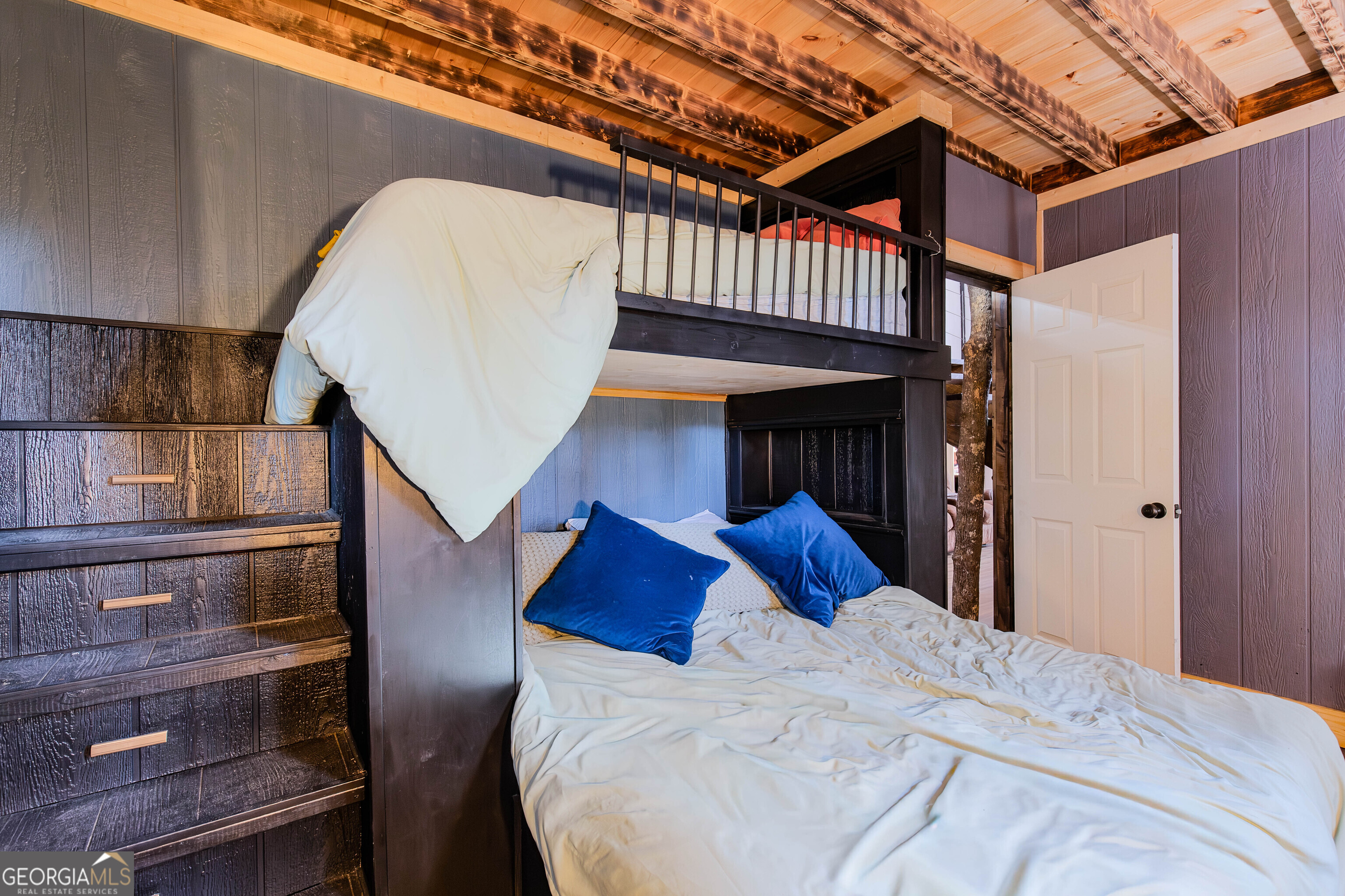 2286 Carter Bight Landing Road Surrency, GA 31563 - Photo 17 of 35 a view of entryway with wooden floor
