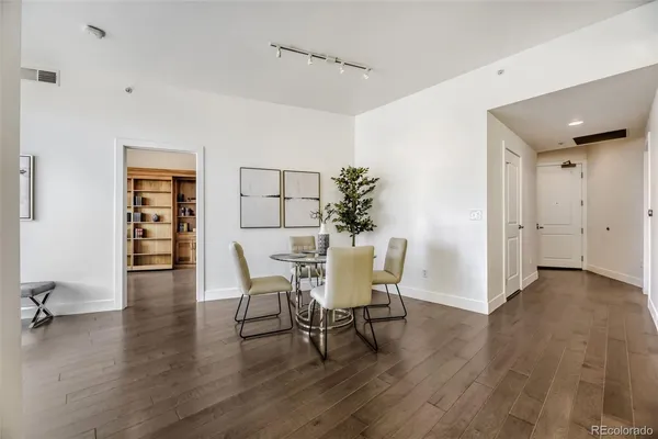 $650,000 | 2001 Lincoln Street, Unit 710, Denver, CO 80202
