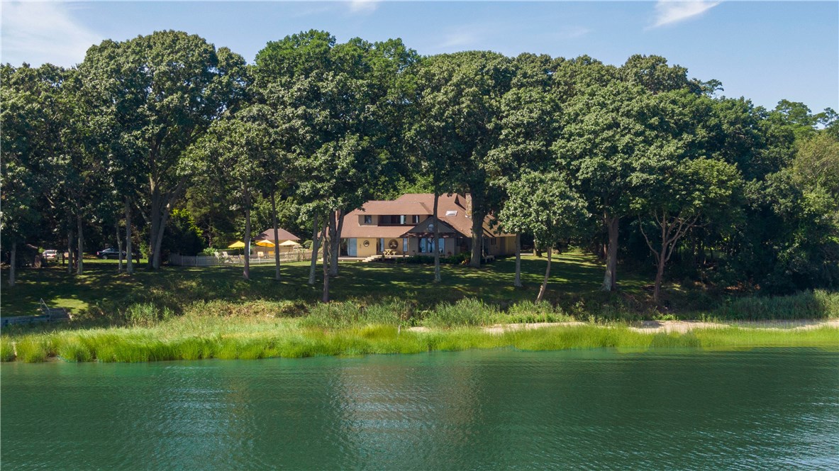 57 Pojac Point Road North Kingstown, RI 02852 - Photo 2 of 38