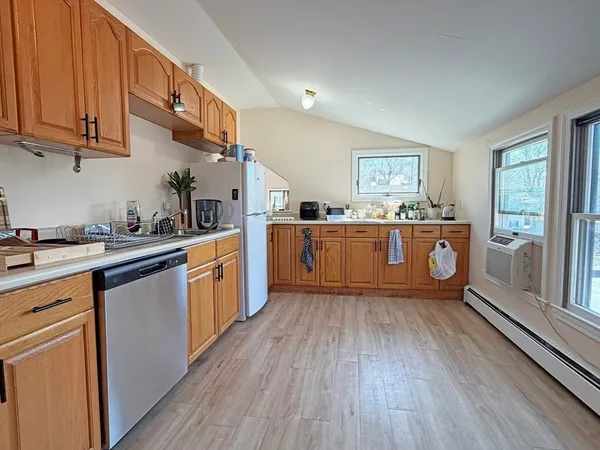 $1,675,000 | 539-541 Commonwealth Avenue, Newton, MA 02459