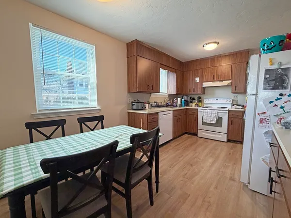 $1,675,000 | 539-541 Commonwealth Avenue, Newton, MA 02459