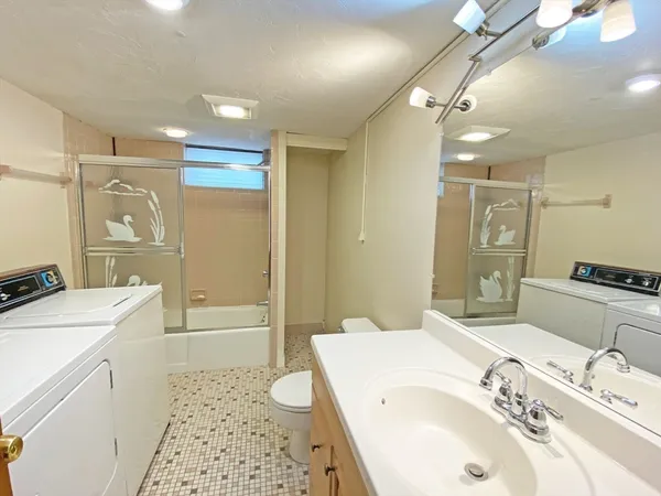 $1,675,000 | 539-541 Commonwealth Avenue, Newton, MA 02459