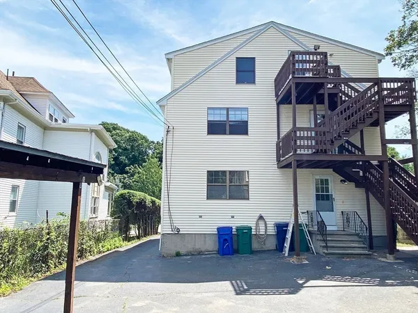 $1,675,000 | 539-541 Commonwealth Avenue, Newton, MA 02459