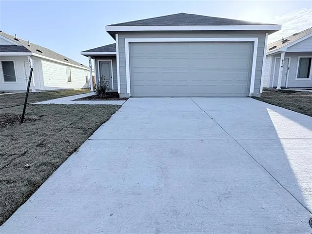 $1,700 | 6517 Glade Street, Princeton, TX 75407