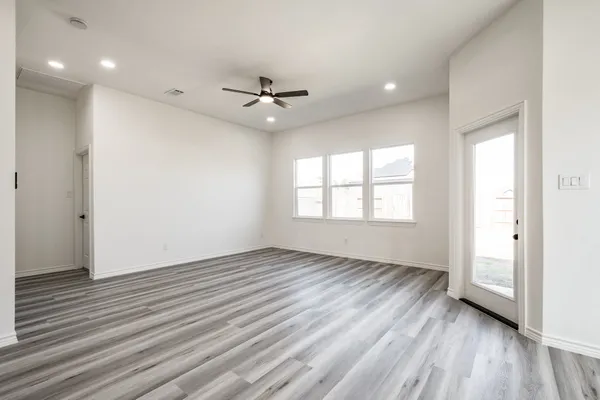 $274,990 | 10391 Woodhill Spa Lane, Cleveland, TX 77327