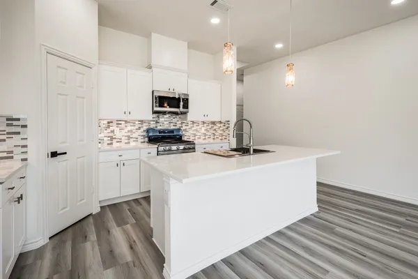 $274,990 | 10391 Woodhill Spa Lane, Cleveland, TX 77327