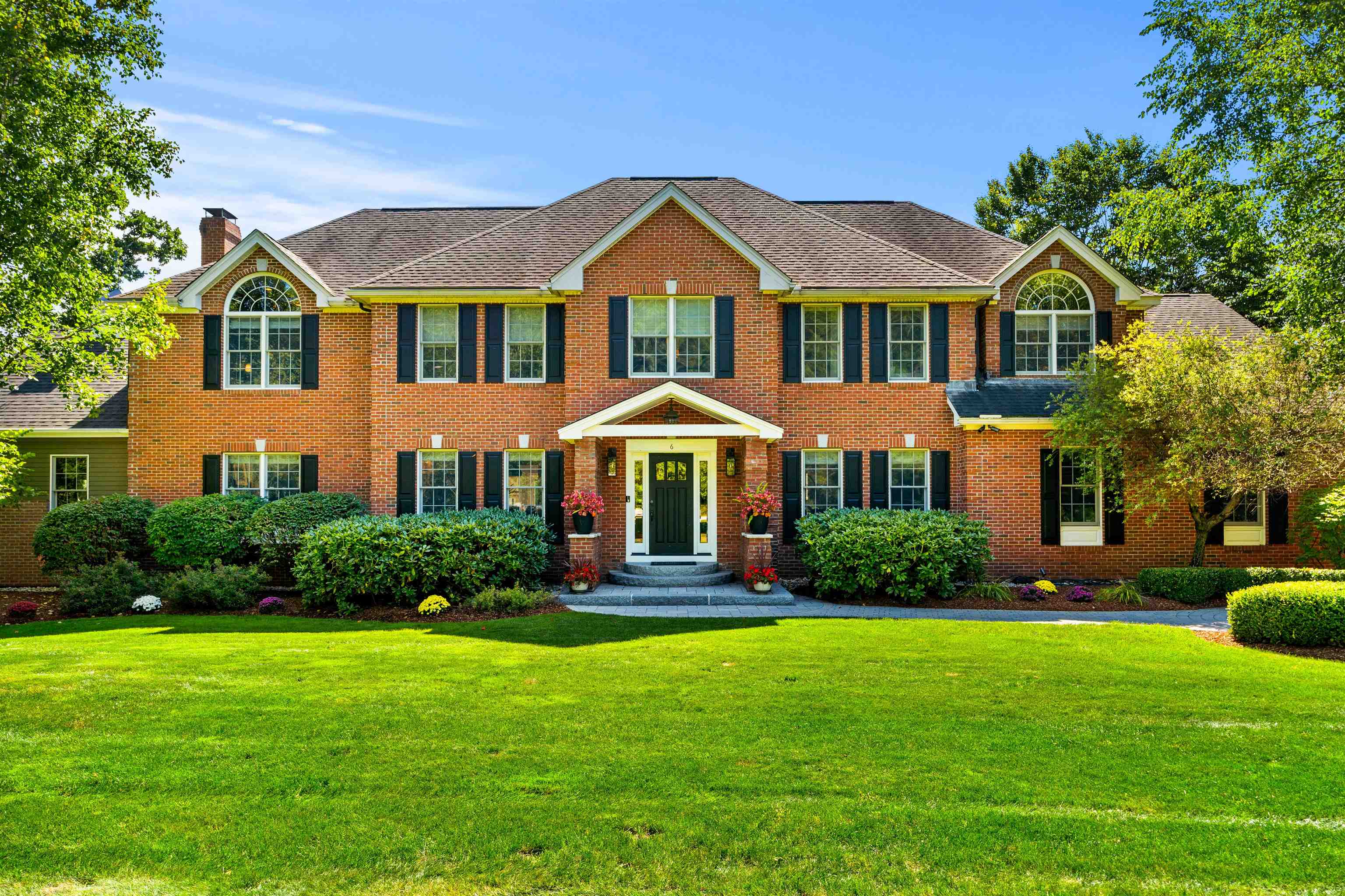 6 Marston Drive Bedford, NH 03110 - Photo 4 of 40