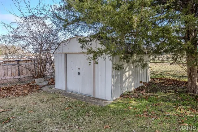 $245,000 | 1618 Finn Drive, Lebanon, MO 65536