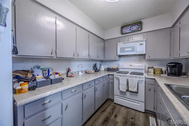 $245,000 | 1618 Finn Drive, Lebanon, MO 65536