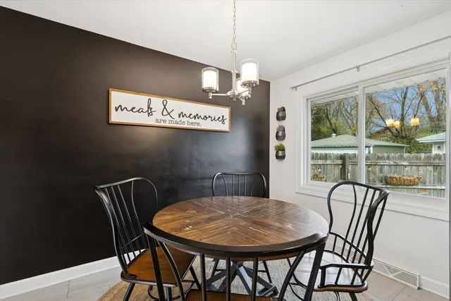 $315,000 | 24874 West Lakeview Drive, Lake Villa, IL 60046