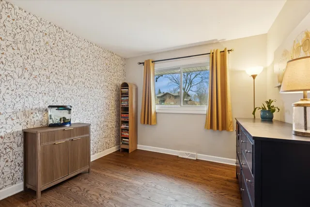 $315,000 | 24874 West Lakeview Drive, Lake Villa, IL 60046