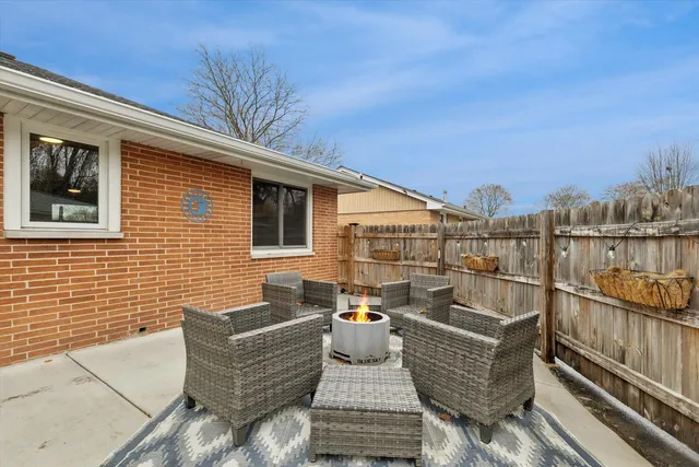 $315,000 | 24874 West Lakeview Drive, Lake Villa, IL 60046