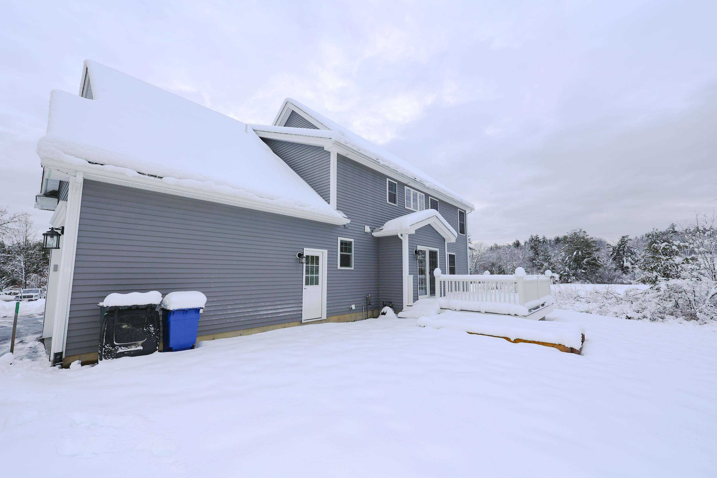 246 Wallace Road Bedford, NH 03110 - Photo 6 of 40