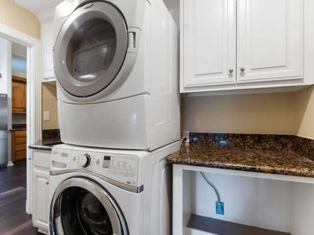 $449,950 | 101 County Road 397, Bay City, TX 77414