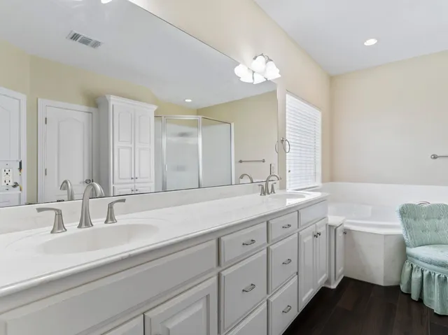 $449,950 | 101 County Road 397, Bay City, TX 77414