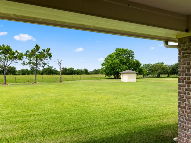 $449,950 | 101 County Road 397, Bay City, TX 77414