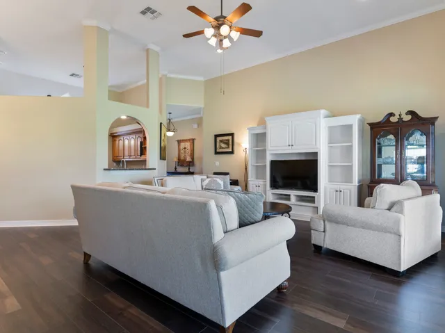 $449,950 | 101 County Road 397, Bay City, TX 77414