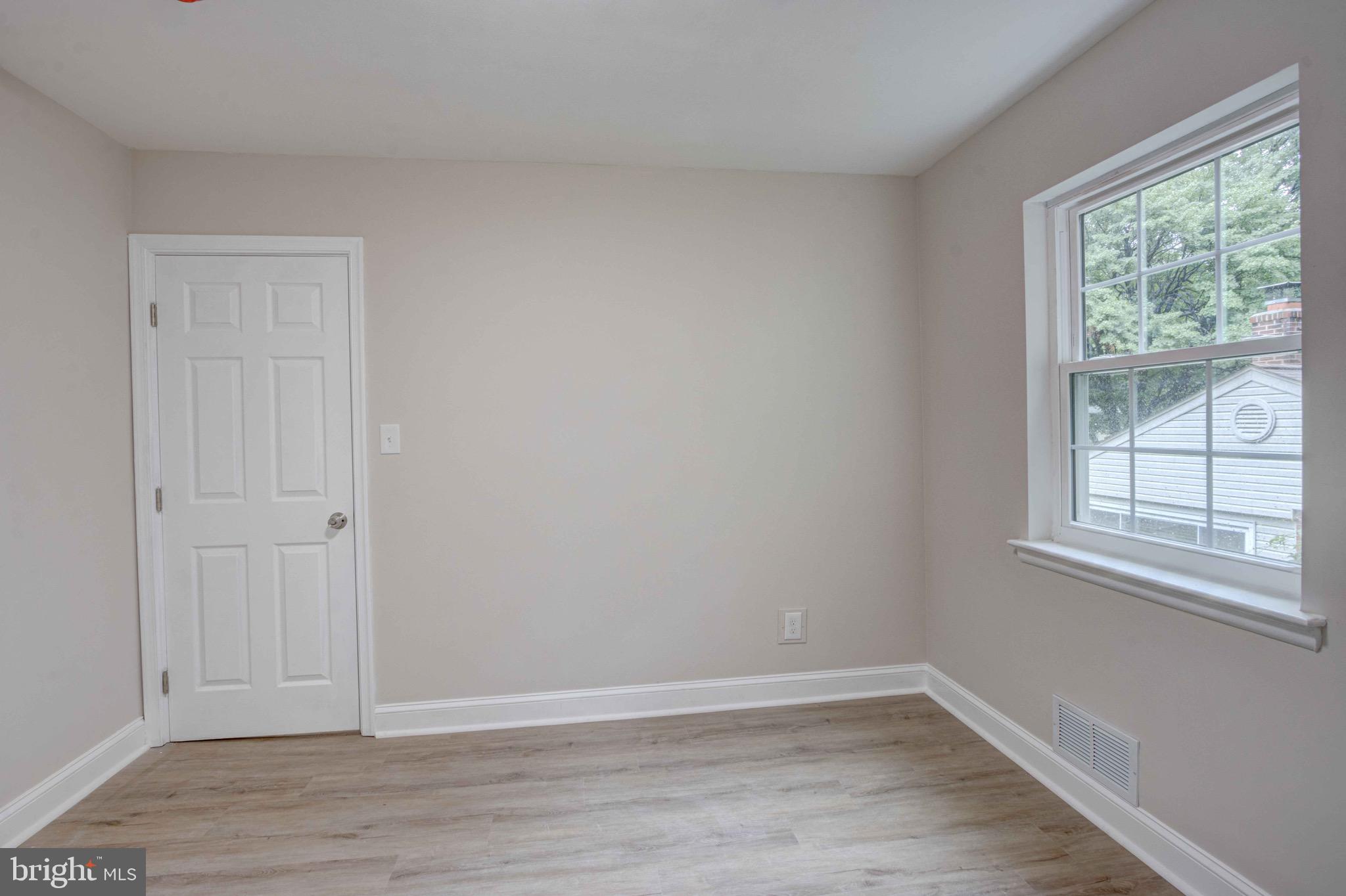 10414 Royal Silver Spring Silver Spring, MD 20903 - Photo 18 of 26