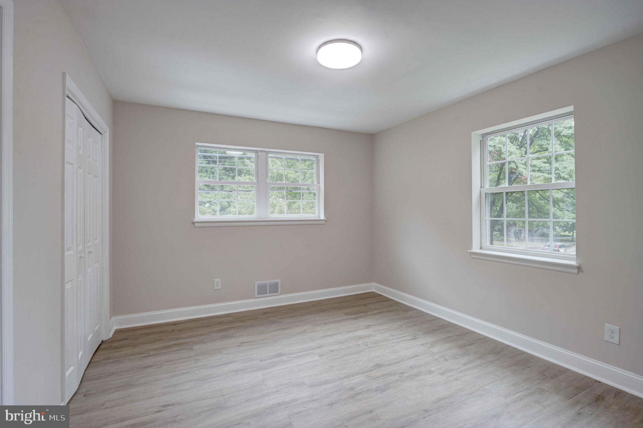 10414 Royal Silver Spring Silver Spring, MD 20903 - Photo 9 of 26