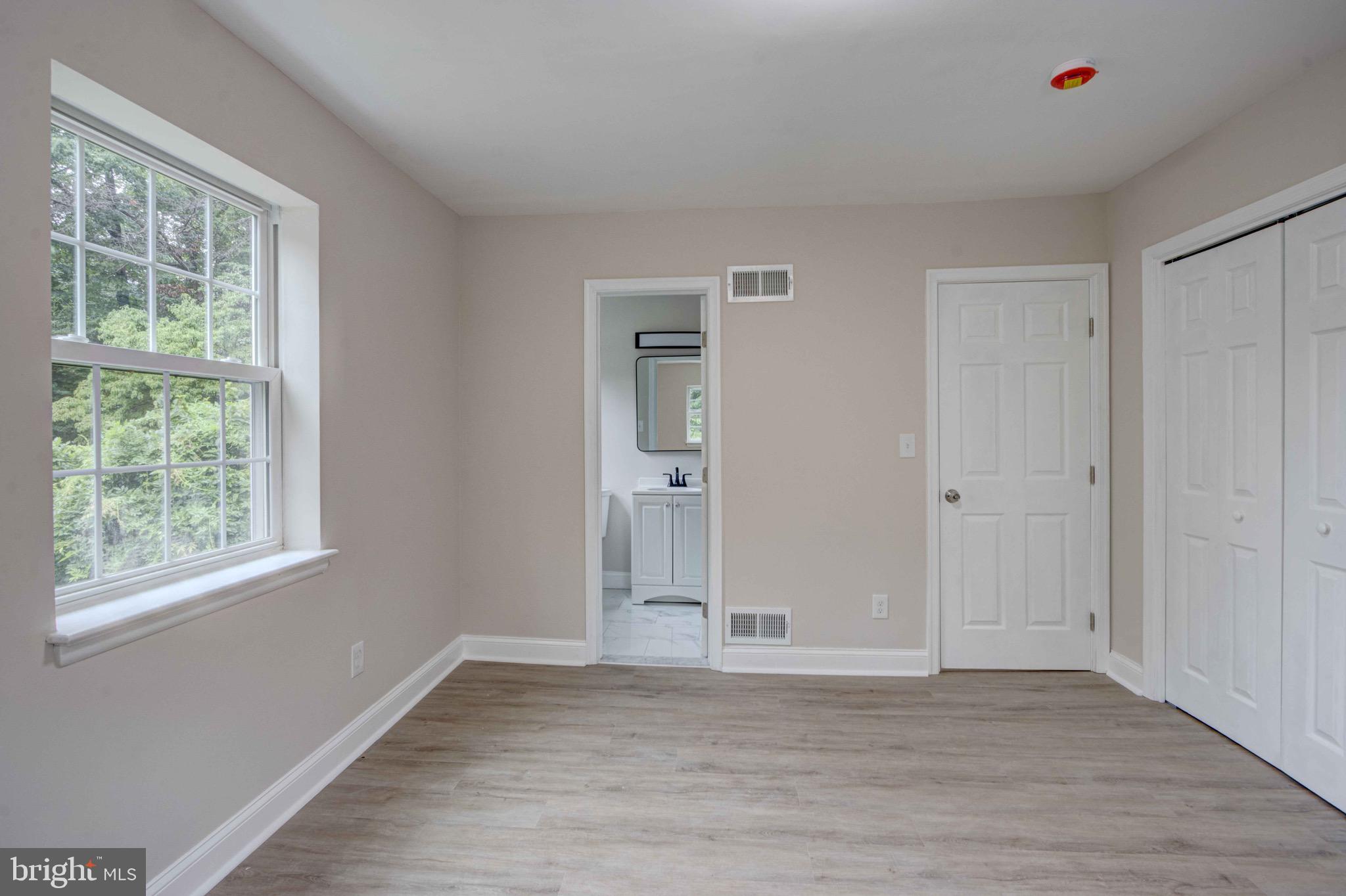 10414 Royal Silver Spring Silver Spring, MD 20903 - Photo 10 of 26