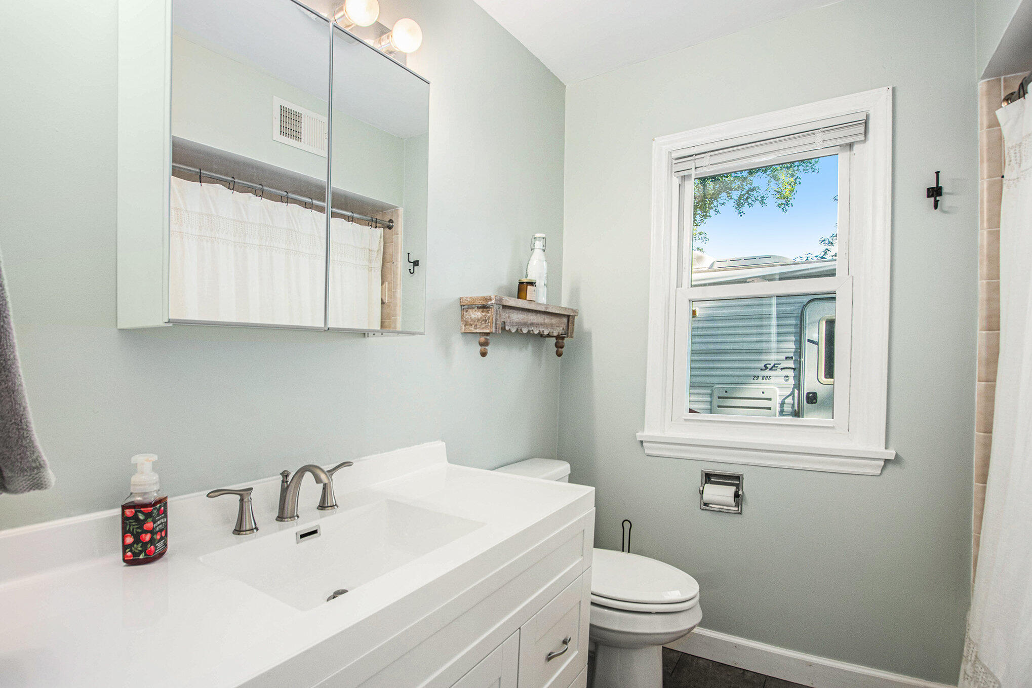720 Ruth Avenue Holland, MI 49423 - Photo 15 of 29 019_dng03054_768