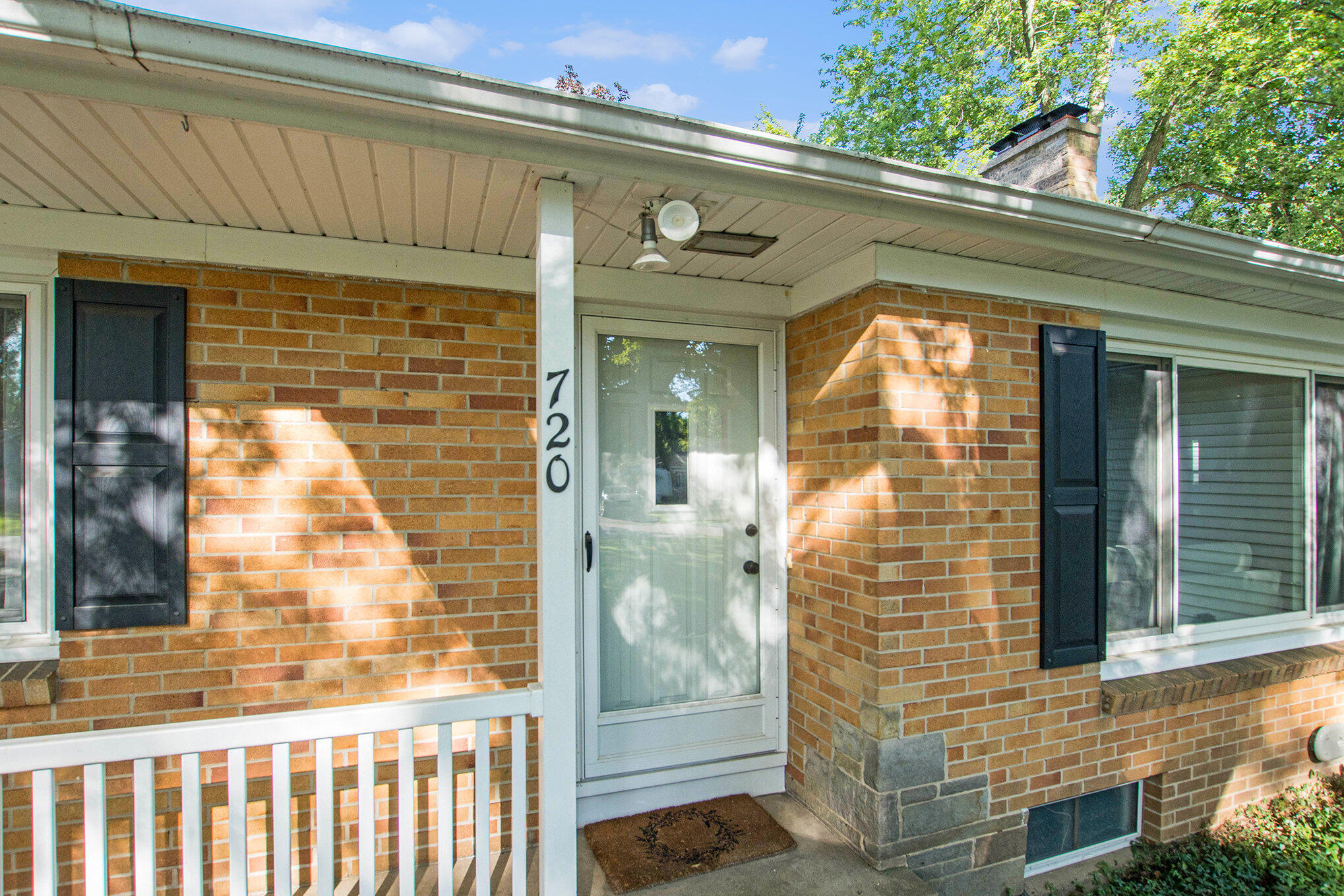 720 Ruth Avenue Holland, MI 49423 - Photo 5 of 29 004_dng03069_439