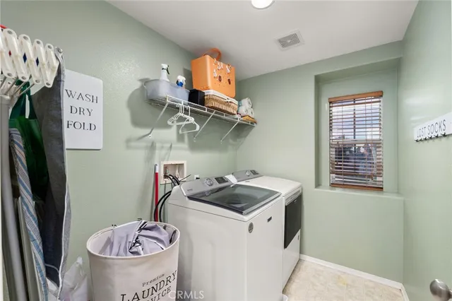 $724,900 | 16422 Empire Lakes Court, Fontana, CA 92336