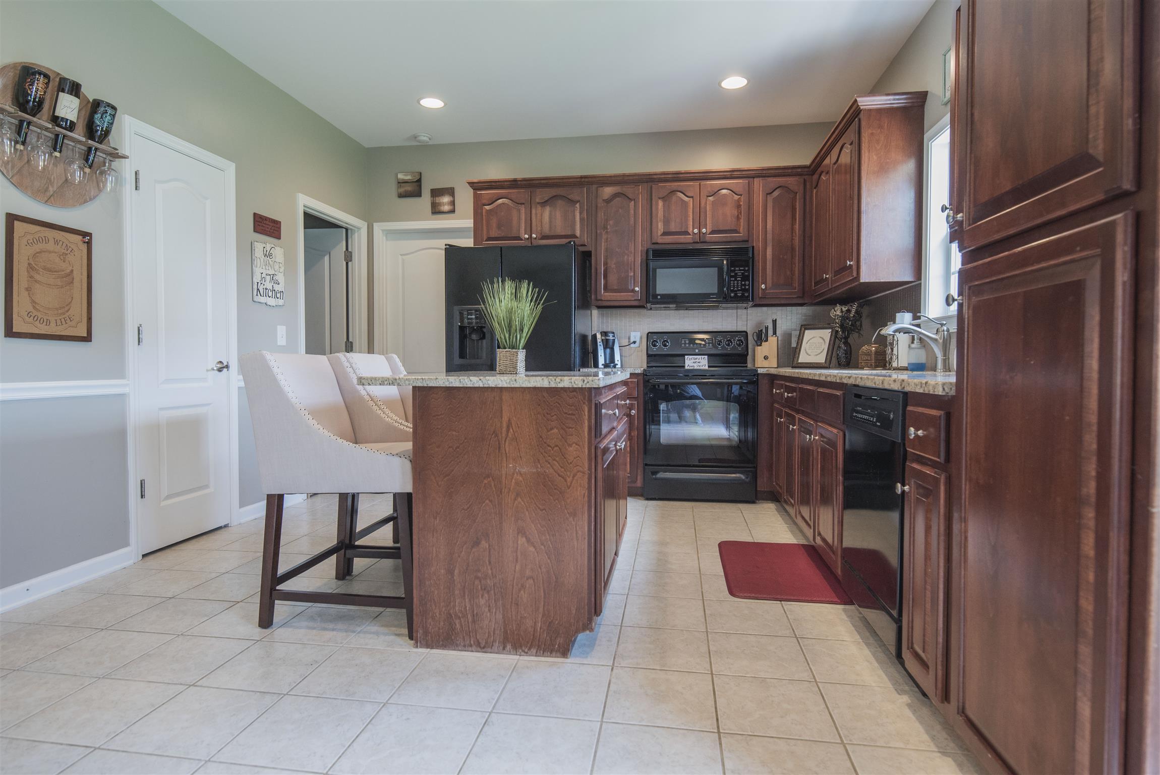 1135 Central Valley Road Murfreesboro, TN 37129 - Photo 14 of 24 Granite Countertops are new