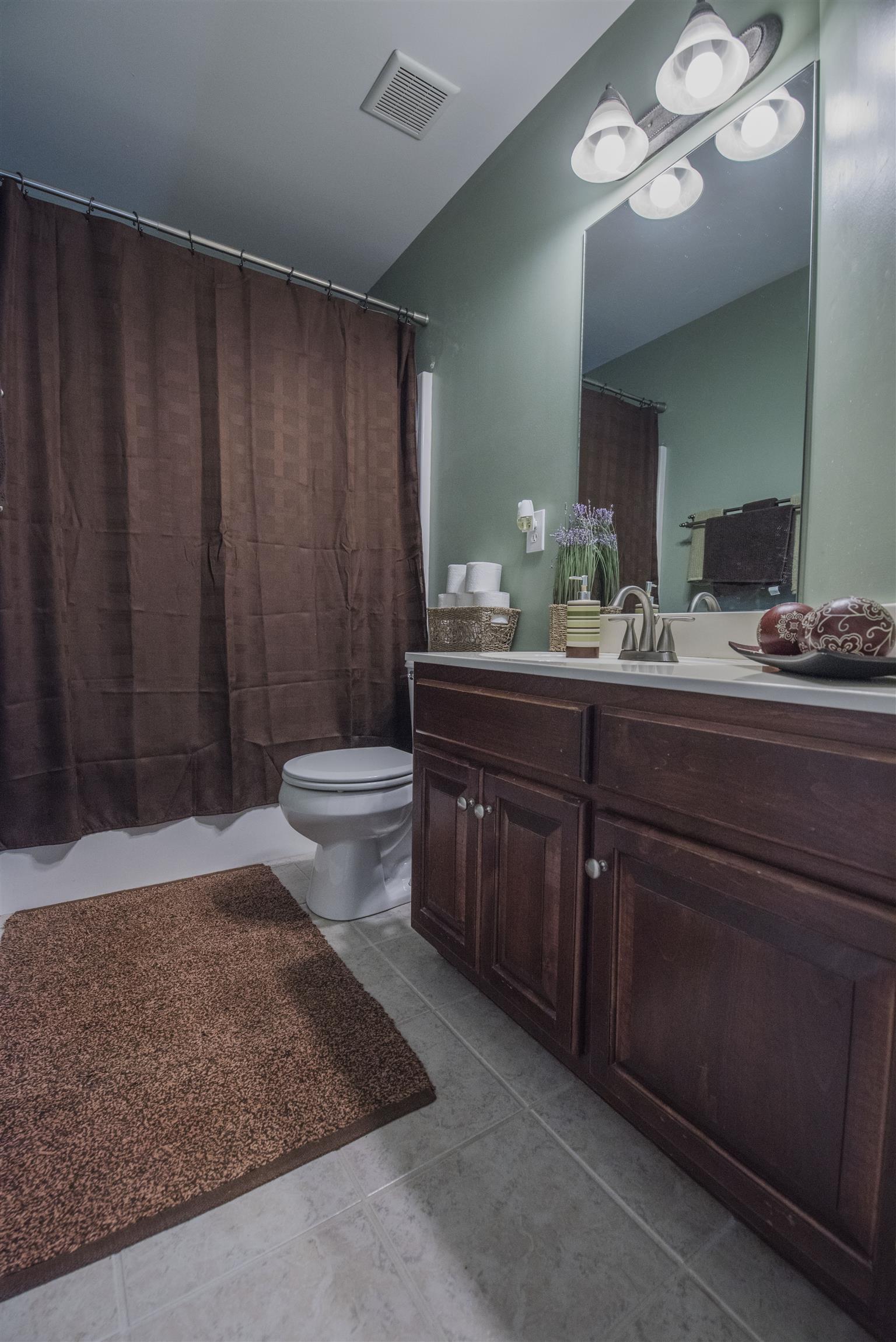 1135 Central Valley Road Murfreesboro, TN 37129 - Photo 3 of 24 Full Bath on second floor