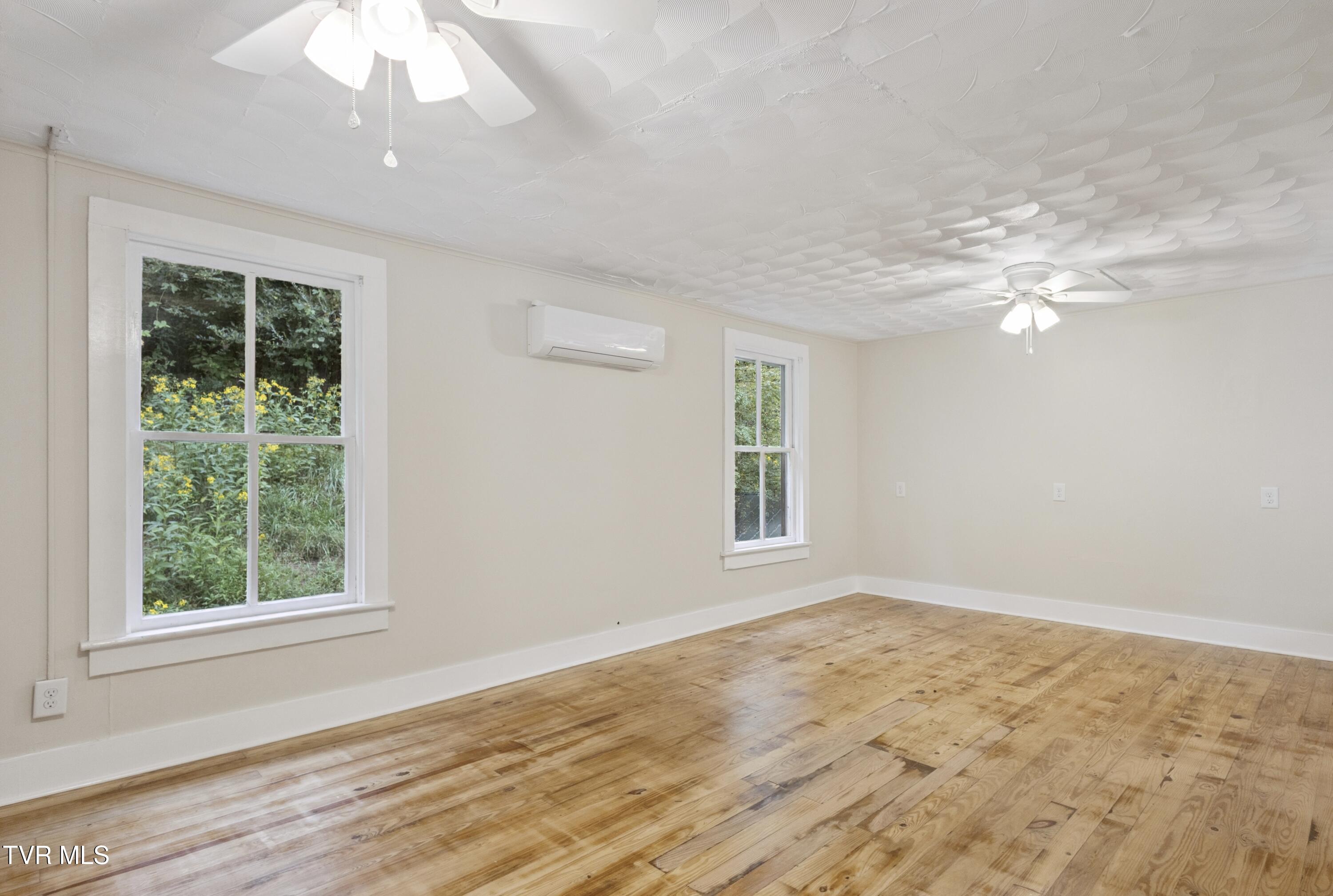 630 Artrip Road Cleveland, VA 24225 - Photo 22 of 43 IMG_0366