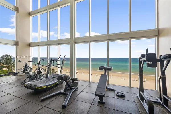 $4,700 | 1830 South Ocean Drive, Unit 4005, Hallandale Beach, FL 33009