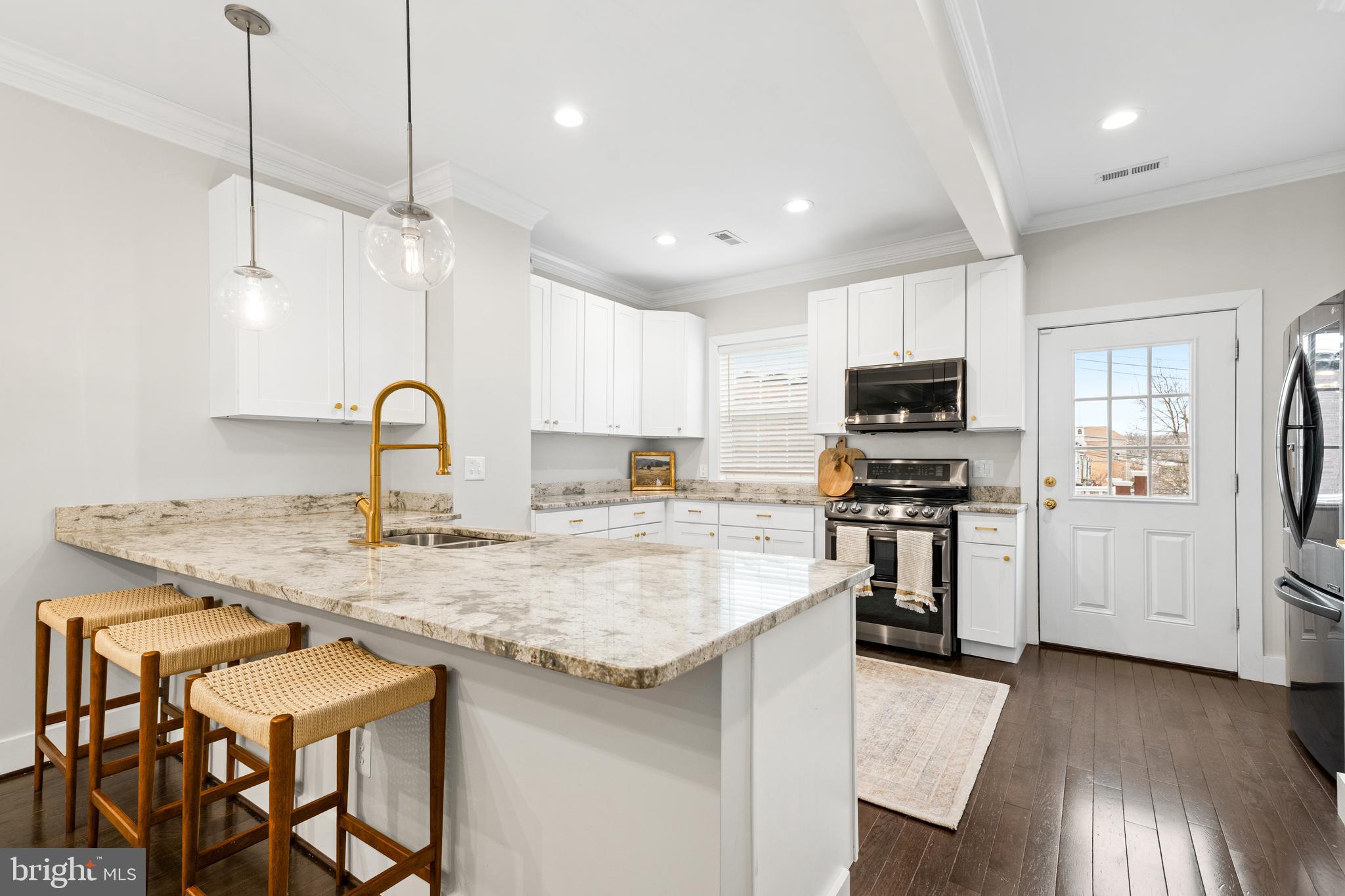 5304 8th Street Northwest Washington, DC 20011 - Photo 11 of 48