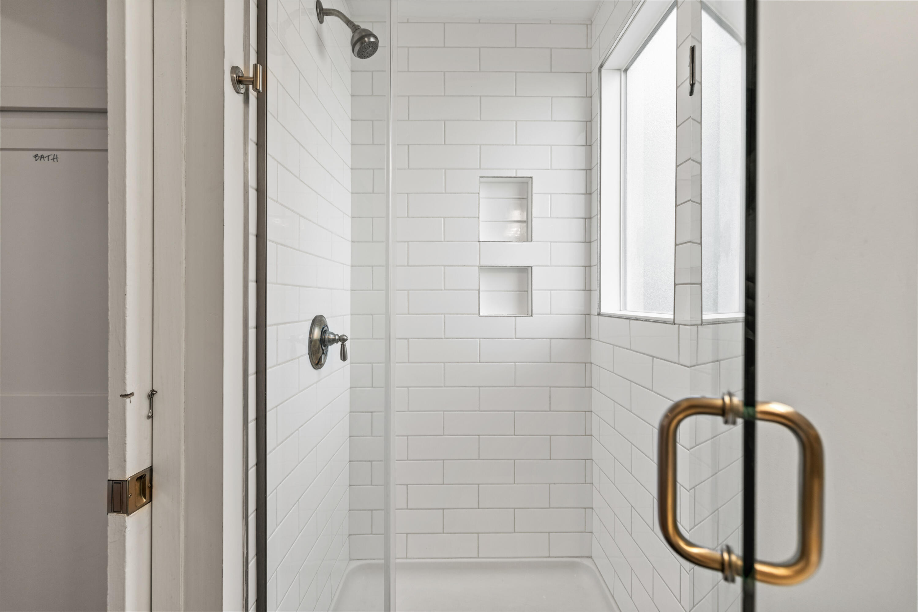 60 Surfsite Road South Portland, ME 04106 - Photo 12 of 47 60 Surfsite South Portland_07