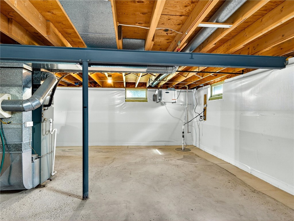 592 North Greece Road Greece, NY 14468 - Photo 26 of 35