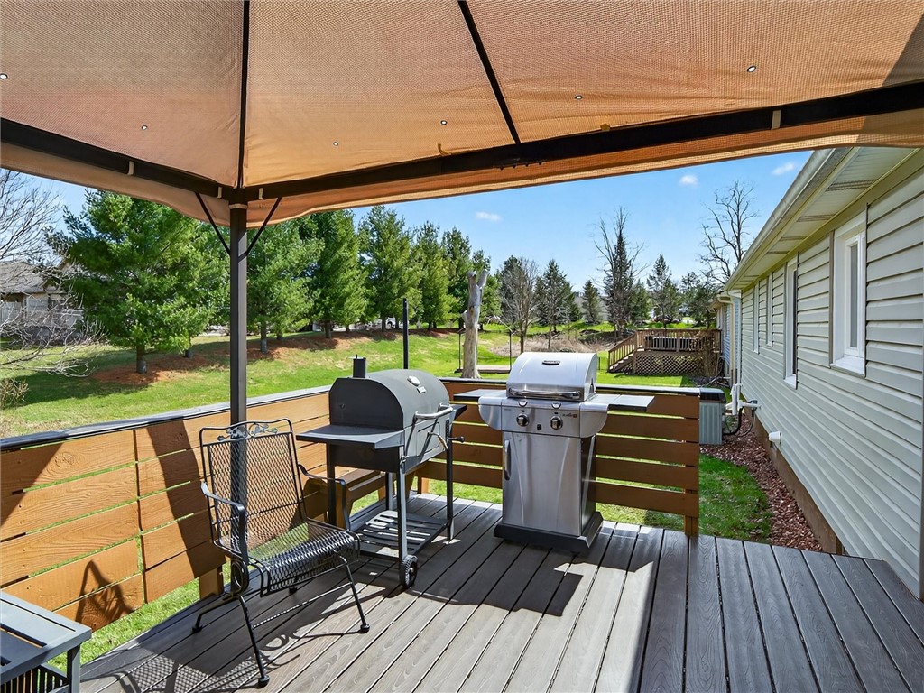 592 North Greece Road Greece, NY 14468 - Photo 32 of 35