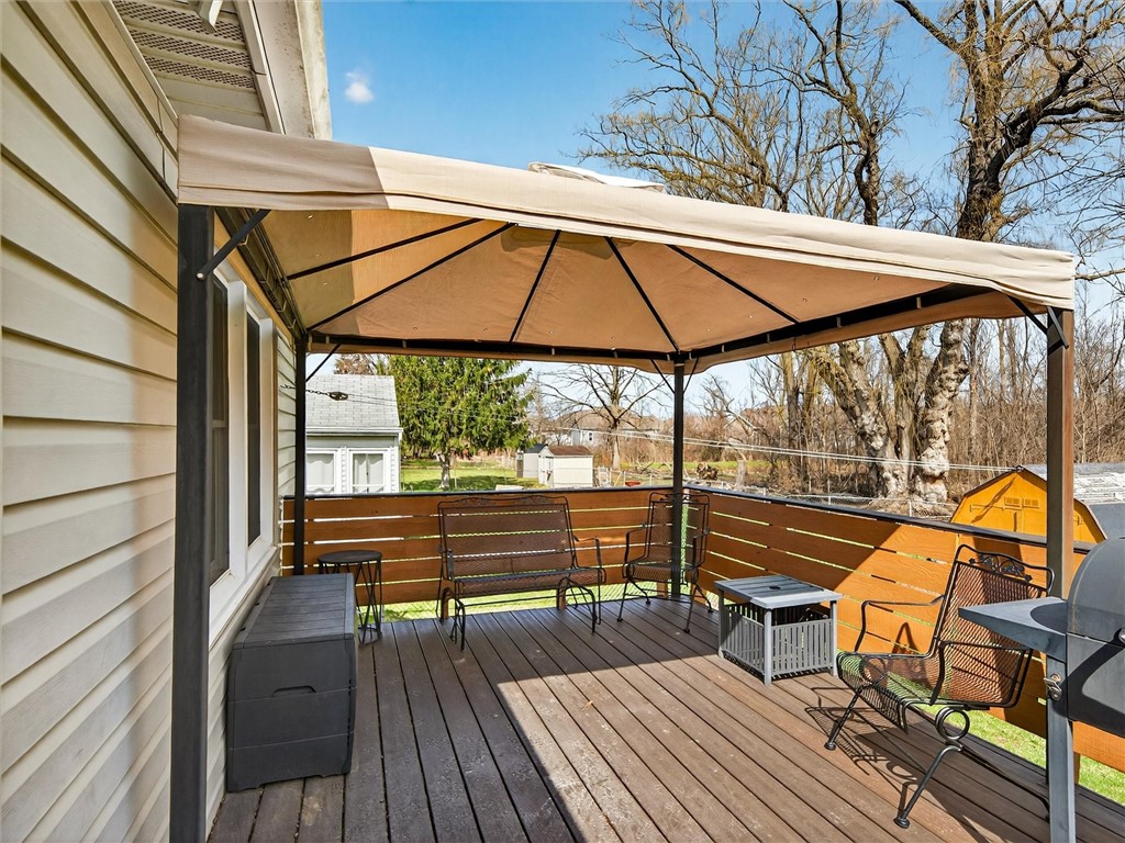 592 North Greece Road Greece, NY 14468 - Photo 33 of 35