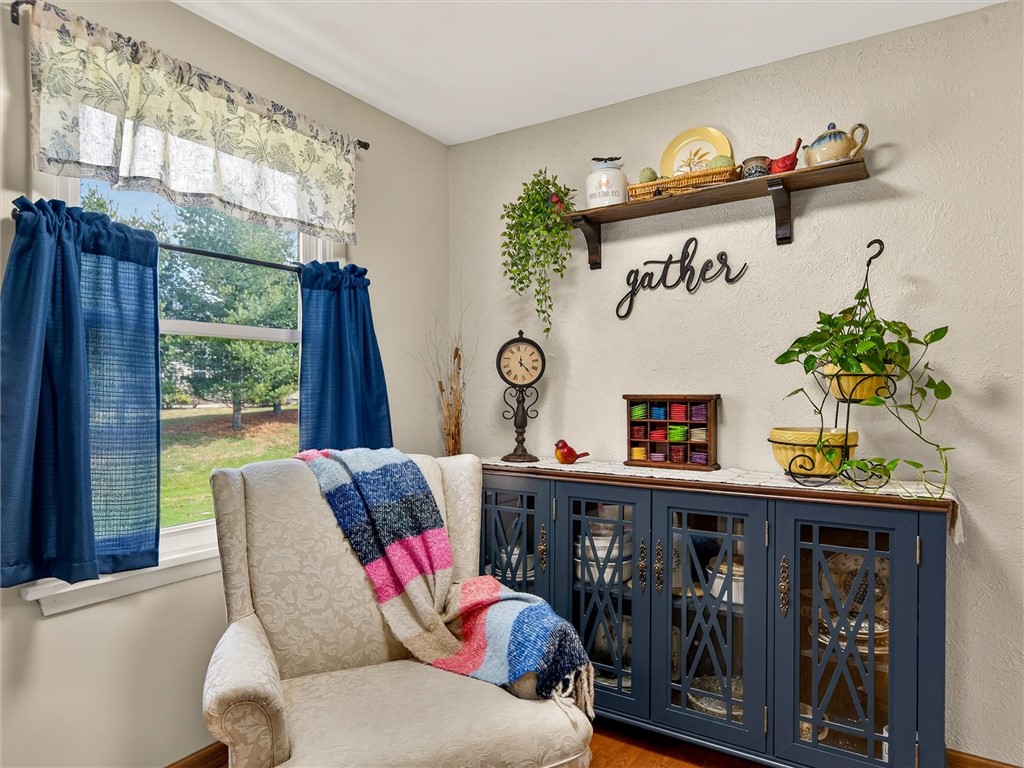 592 North Greece Road Greece, NY 14468 - Photo 9 of 35