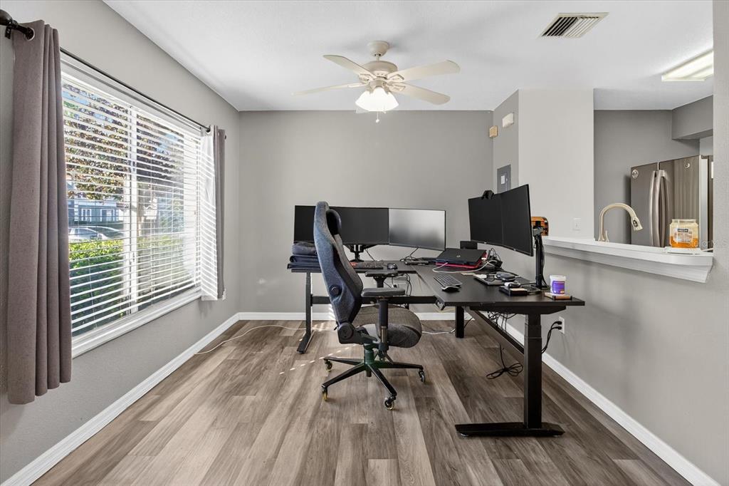 2140 Fluorshire Drive Brandon, FL 33511 - Photo 4 of 32