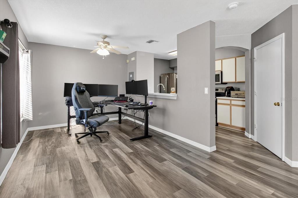 2140 Fluorshire Drive Brandon, FL 33511 - Photo 5 of 32