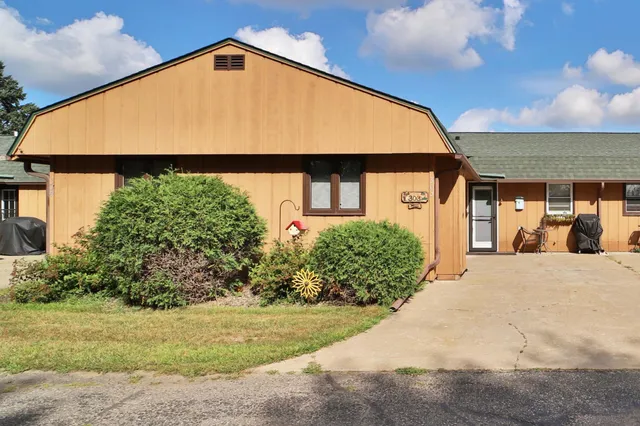 $149,900 | 2286 28th Avenue Southwest, Unit 303, Pine River, MN 56474