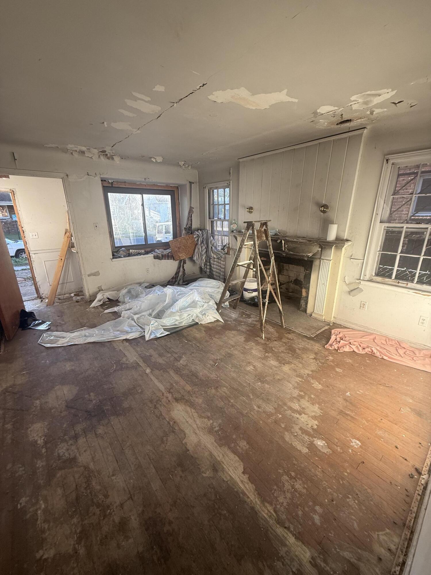 4320 Devonshire Road Detroit, MI 48224 - Photo 12 of 20 14