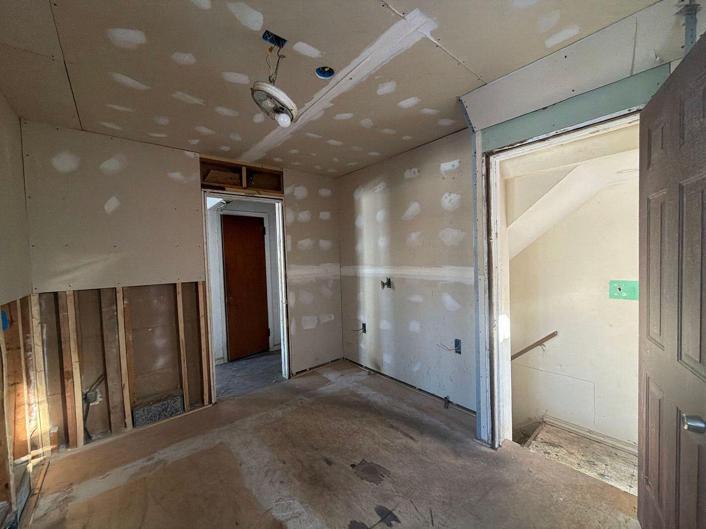 4320 Devonshire Road Detroit, MI 48224 - Photo 4 of 20 06