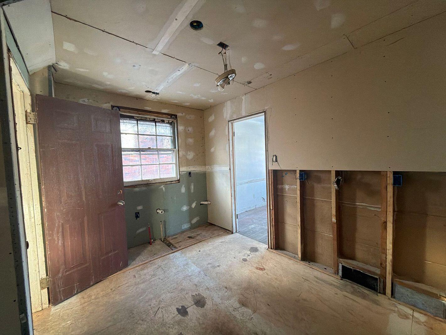 4320 Devonshire Road Detroit, MI 48224 - Photo 5 of 20 07