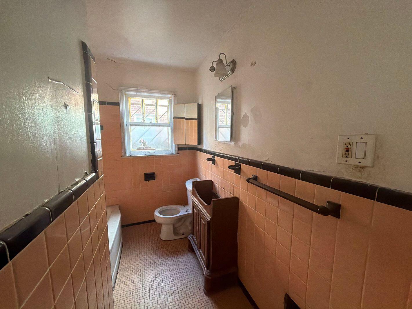 4320 Devonshire Road Detroit, MI 48224 - Photo 7 of 20 09